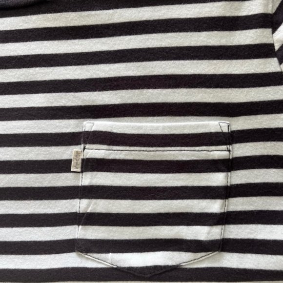 COPY - Levi's Small Navy/White Stripe T-shirt - Picture 7 of 10